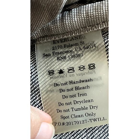 Everlane Modern Commuter Backpack Gray Denim with Black Leather Handles - Picture 5 of 9